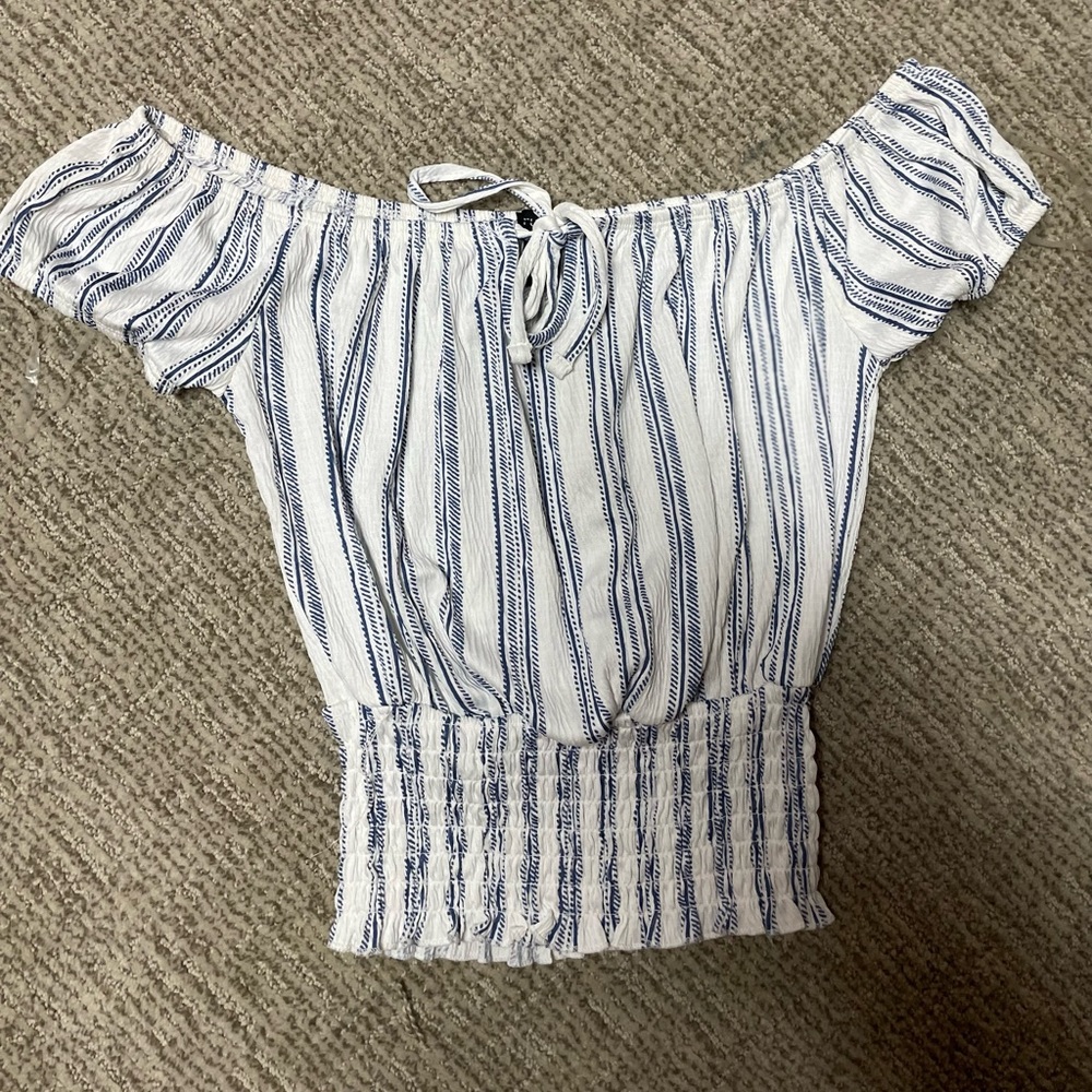 rue 22 off the shoulder top